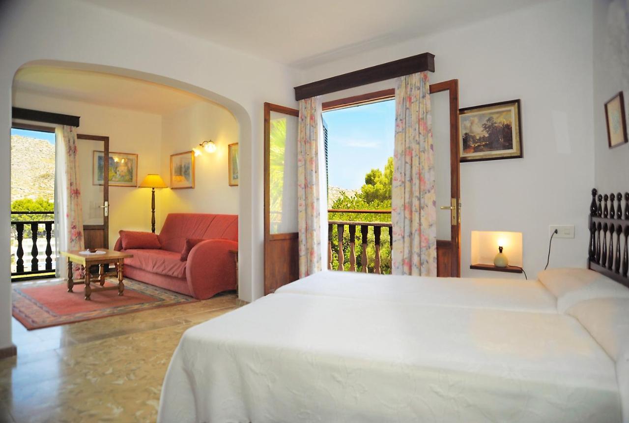 Hostal Los Pinos Cala San Vicente  Bagian luar foto
