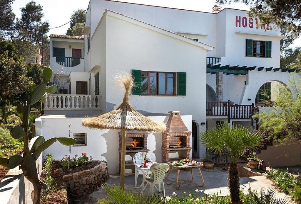 Hostal Los Pinos Cala San Vicente  Bagian luar foto