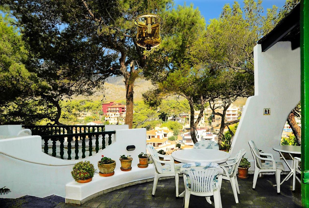 Hostal Los Pinos Cala San Vicente  Bagian luar foto